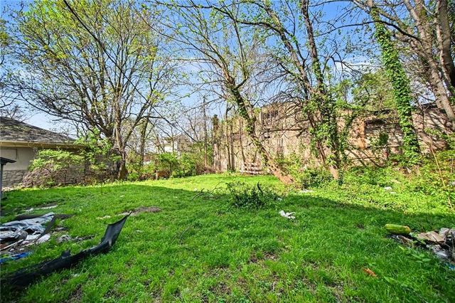 912 Bales Avenue, Kansas City, MO 64124