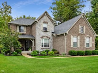 2837 E High Grove Circle, Zionsville, IN 46077