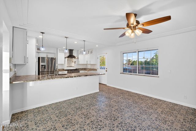 13429 N 29th Place, Phoenix, AZ 85032