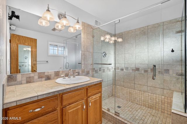 13429 N 29th Place, Phoenix, AZ 85032