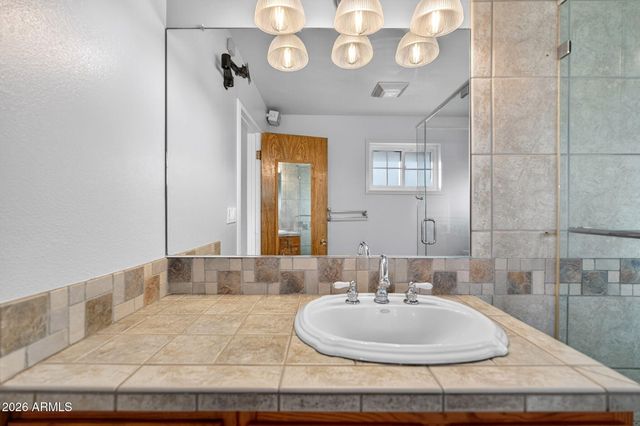 13429 N 29th Place, Phoenix, AZ 85032