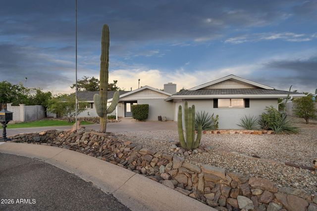 13429 N 29th Place, Phoenix, AZ 85032