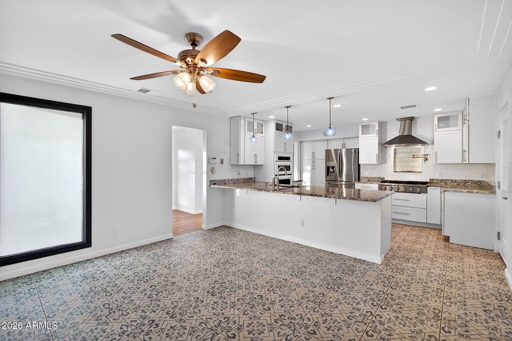 13429 N 29th Place, Phoenix, AZ 85032