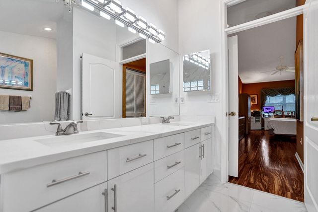 10303 N Andover Coach Ln Apt B1, Lake Worth Beach, FL 33449