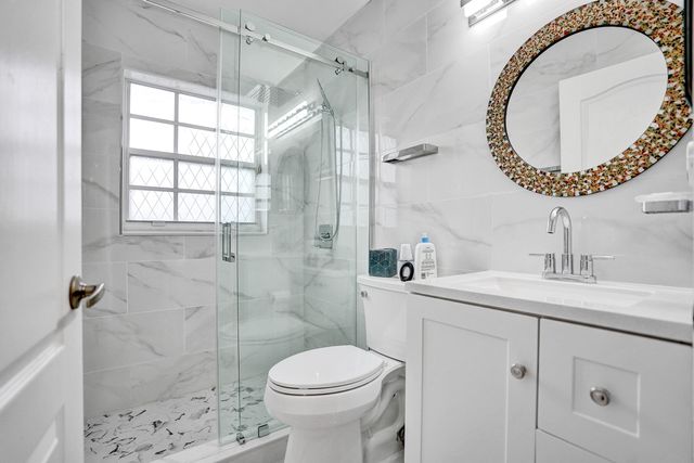 10303 N Andover Coach Ln Apt B1, Lake Worth Beach, FL 33449