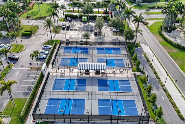 10303 N Andover Coach Ln Apt B1, Lake Worth Beach, FL 33449