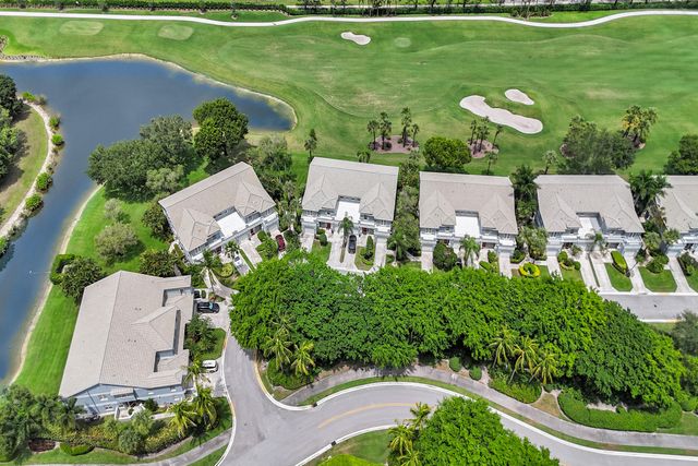 10303 N Andover Coach Ln Apt B1, Lake Worth Beach, FL 33449