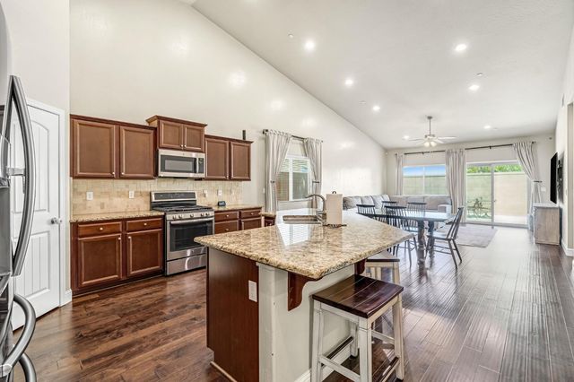 5286 N Maruyama Avenue, Fresno, CA 93723