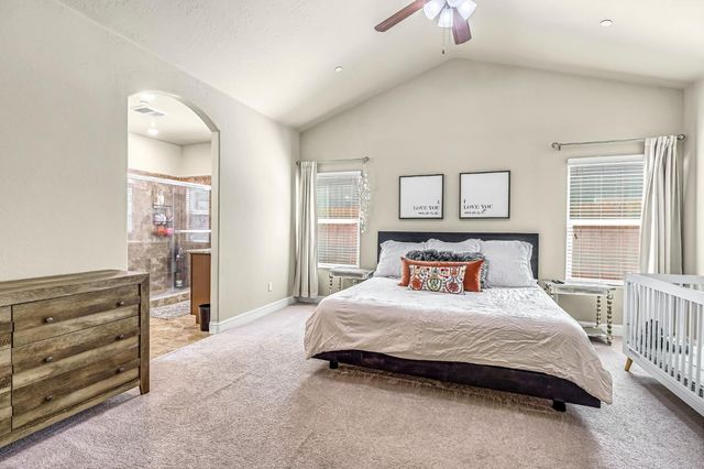 5286 N Maruyama Avenue, Fresno, CA 93723