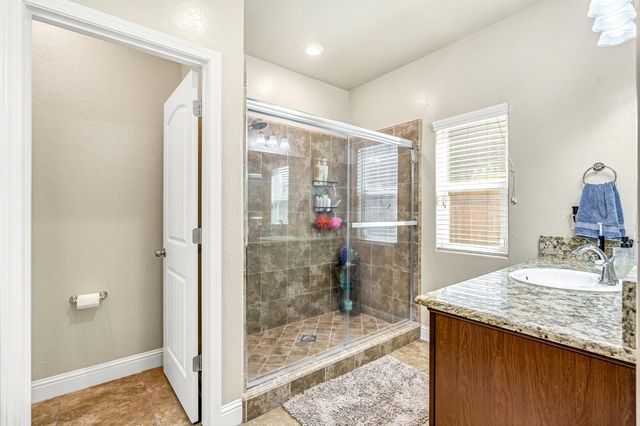 5286 N Maruyama Avenue, Fresno, CA 93723