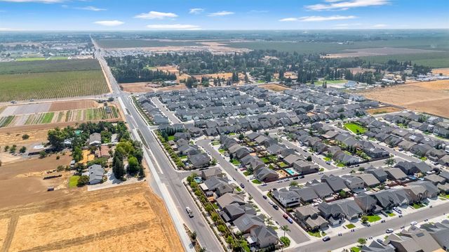 5286 N Maruyama Avenue, Fresno, CA 93723