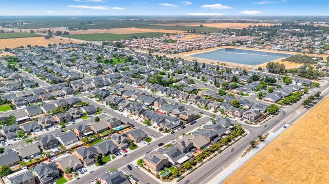 5286 N Maruyama Avenue, Fresno, CA 93723