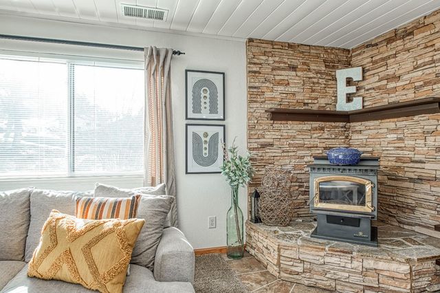 16861 Morgan Canyon Road, Prather, CA 93651