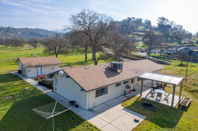 16861 Morgan Canyon Road, Prather, CA 93651
