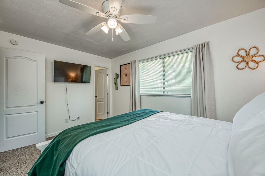 Image 32 of property listing at 16861 Morgan Canyon Road, Prather, CA 93651