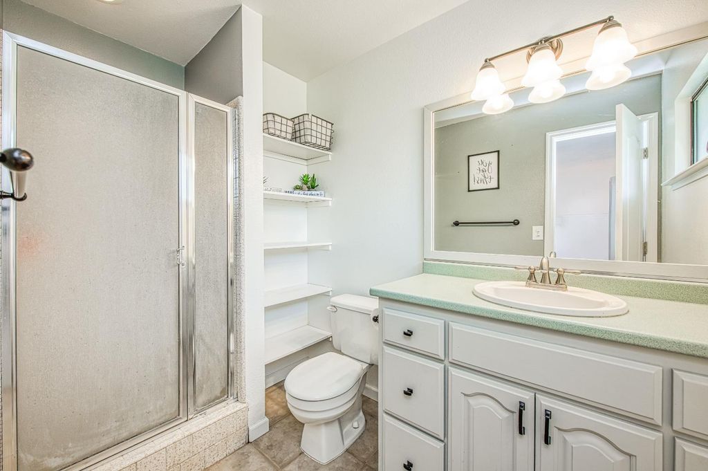 Image 33 of property listing at 16861 Morgan Canyon Road, Prather, CA 93651