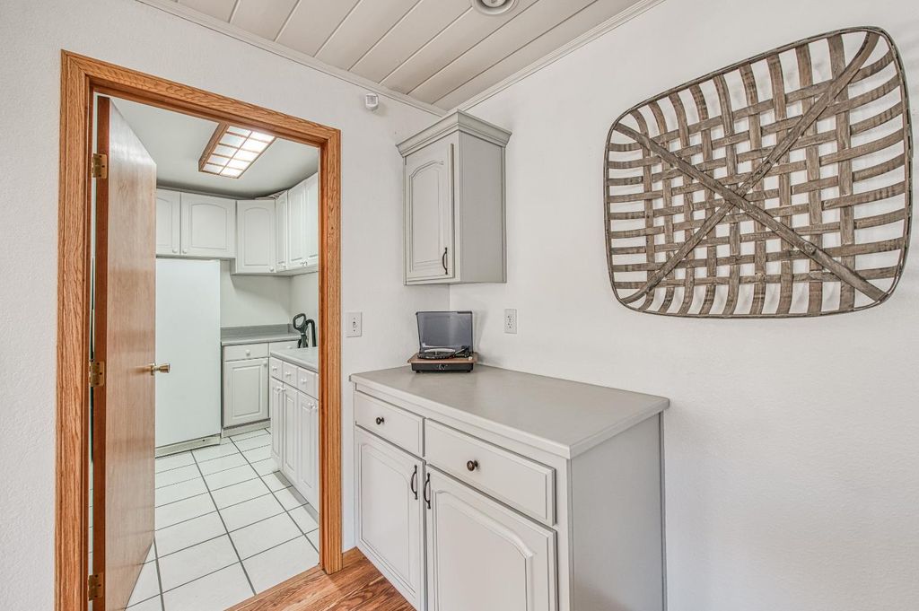 Image 35 of property listing at 16861 Morgan Canyon Road, Prather, CA 93651