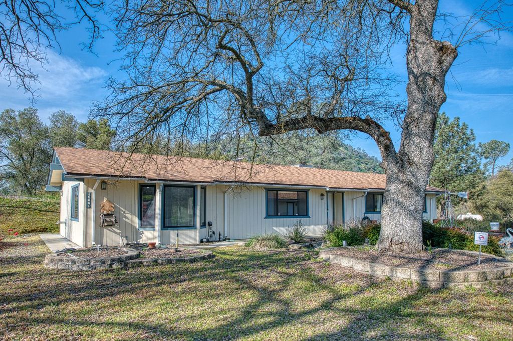 Image 39 of property listing at 16861 Morgan Canyon Road, Prather, CA 93651