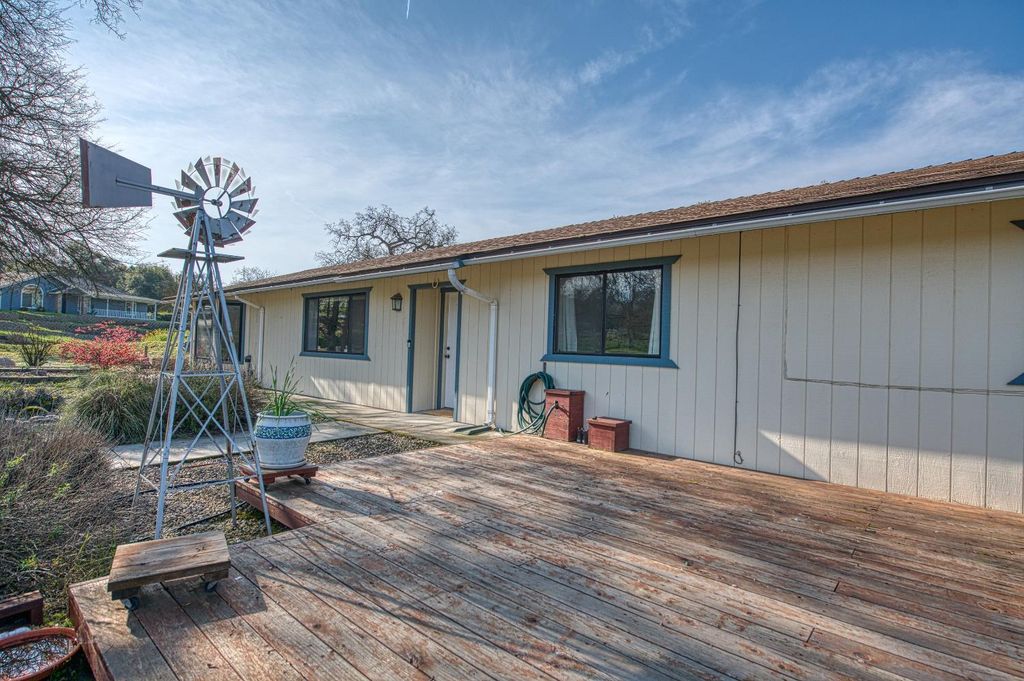 Image 43 of property listing at 16861 Morgan Canyon Road, Prather, CA 93651