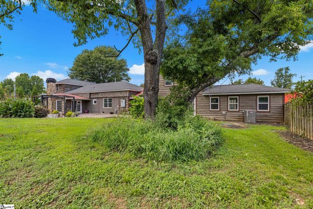 102 Harts Lane, Simpsonville, SC 29681