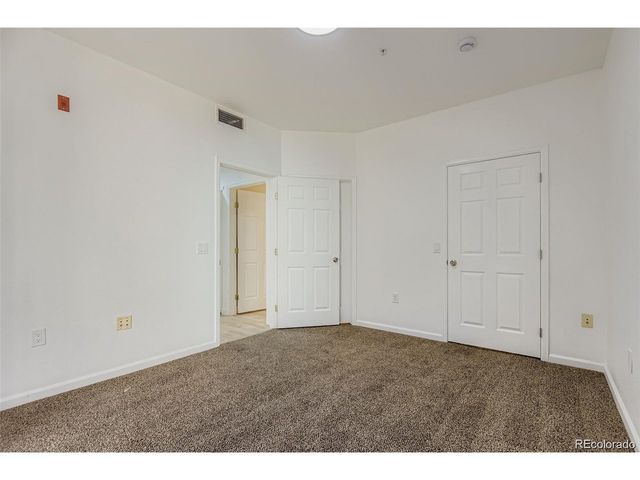 7440 S Blackhawk St 15-103, Englewood, CO 80112