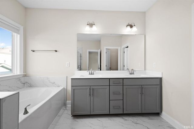 2917 Early Planting Avenue, Apex, NC 27502