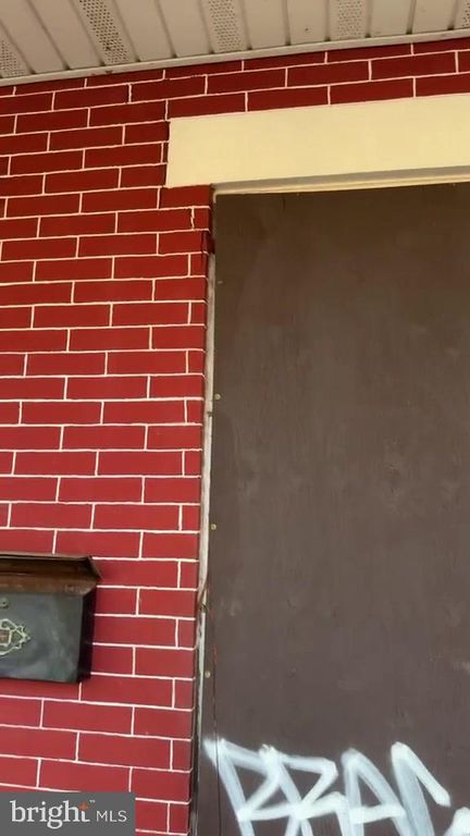 19 WAYNE AVE, TRENTON, NJ 08618 — photo 2