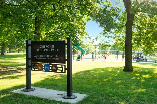 1053 Smith Avenue S, West Saint Paul, MN 55118