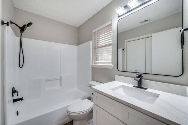 2238 Arroyo Avenue, Dallas, TX 75219