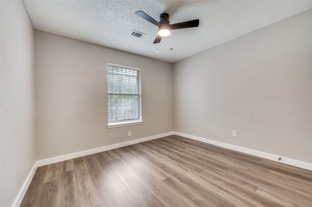 2238 Arroyo Avenue, Dallas, TX 75219