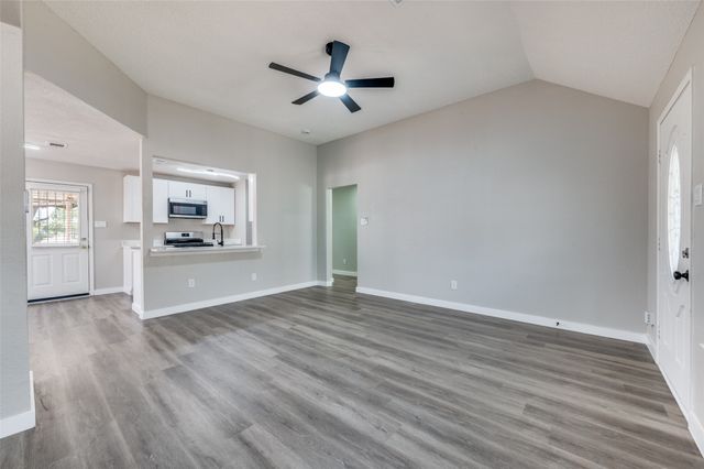 2238 Arroyo Avenue, Dallas, TX 75219