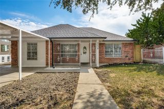 2238 Arroyo Avenue, Dallas, TX 75219