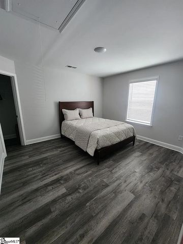 29 Snowmill Road, Woodruff, SC 29388