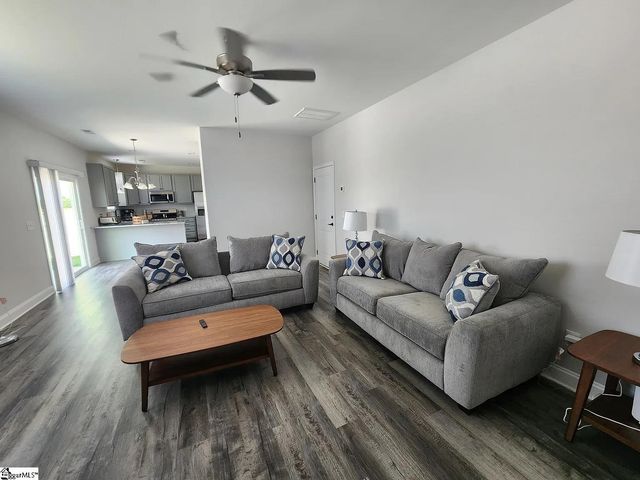 29 Snowmill Road, Woodruff, SC 29388