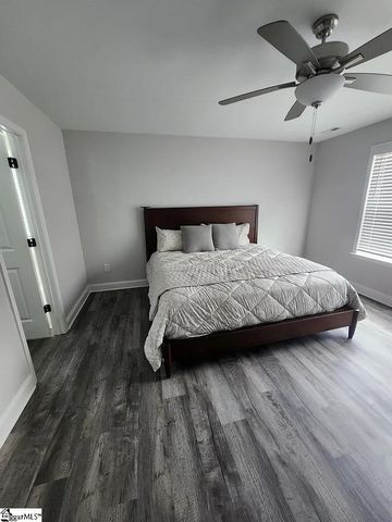 29 Snowmill Road, Woodruff, SC 29388