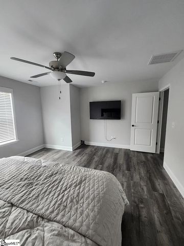 29 Snowmill Road, Woodruff, SC 29388