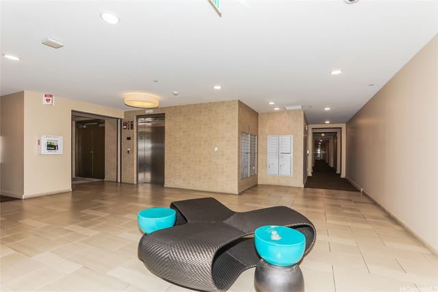 555 South Street 208, Honolulu, HI 96813