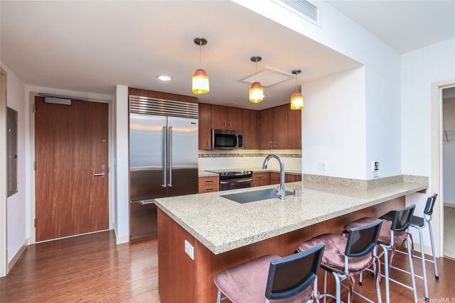 555 South Street 208, Honolulu, HI 96813