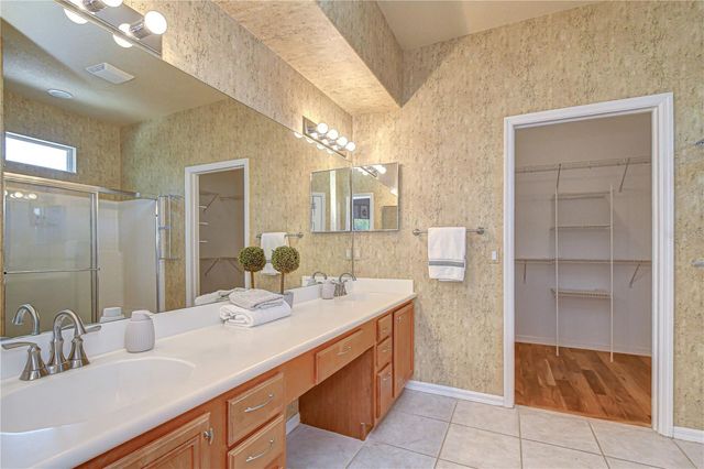 8005 SHADDOCK PLACE, Land O Lakes, FL 34637