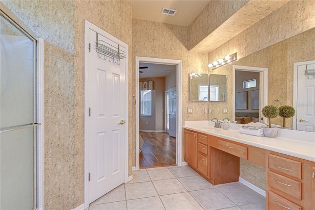 8005 SHADDOCK PLACE, Land O Lakes, FL 34637