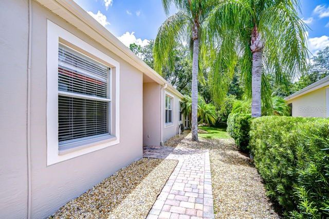 8005 SHADDOCK PLACE, Land O Lakes, FL 34637