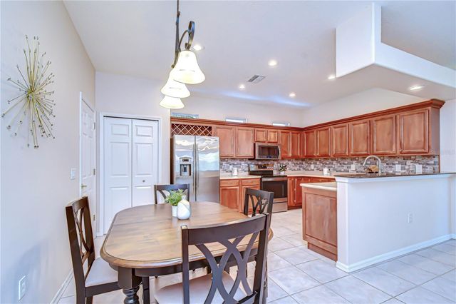 8005 SHADDOCK PLACE, Land O Lakes, FL 34637