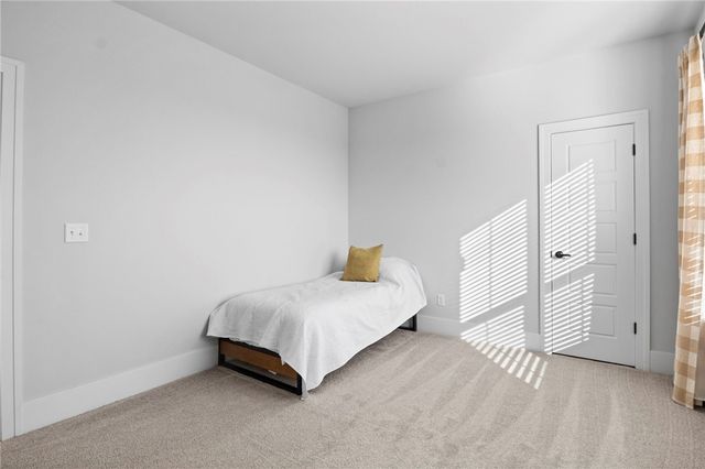 2963 N Whistle Post Drive, Fayetteville, AR 72704