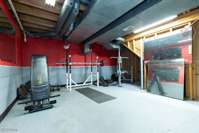 2051 Kingsborough Drive, Painesville, OH 44077