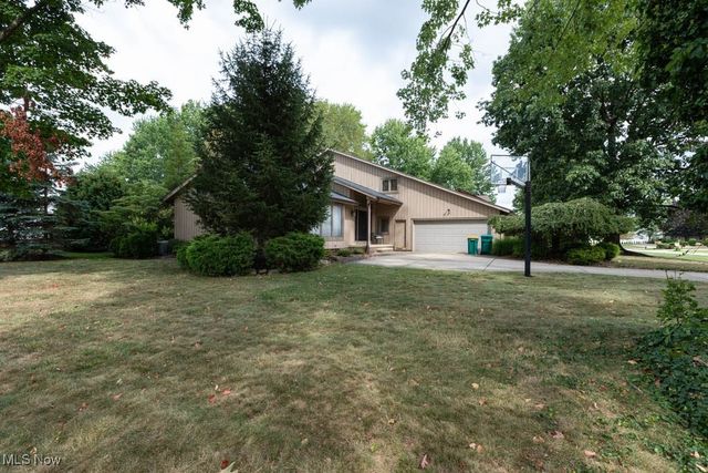 2051 Kingsborough Drive, Painesville, OH 44077