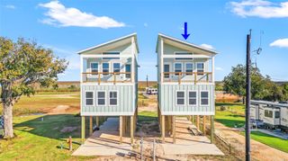 438 Private Rd 670/St Marys Slough Dr, Matagorda, TX 77457