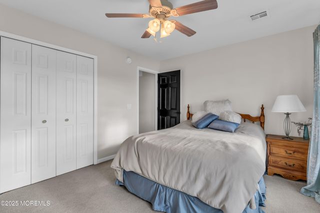 19 Maryann Place, Toms River, NJ 08753