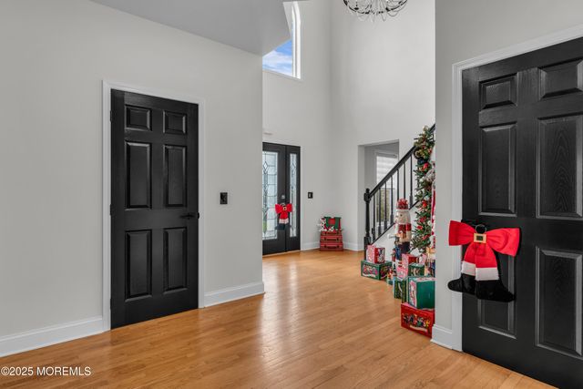 19 Maryann Place, Toms River, NJ 08753