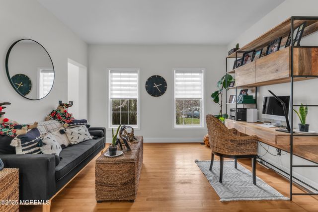 19 Maryann Place, Toms River, NJ 08753