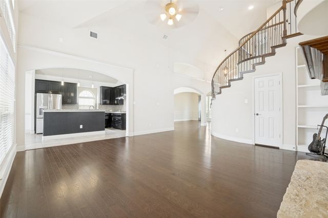 2919 Sendero, Grand Prairie, TX 75054